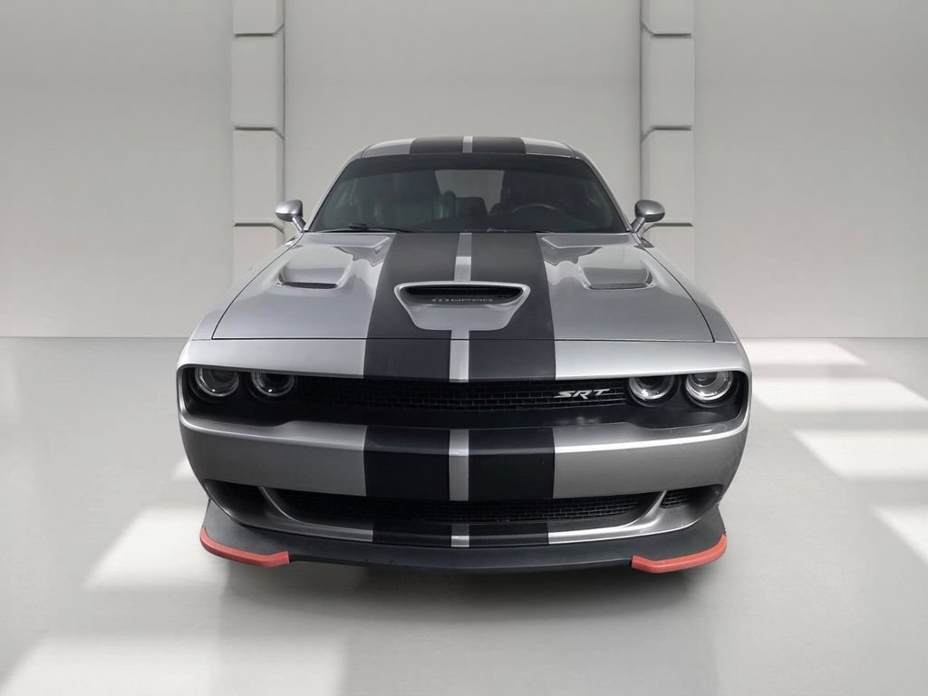 Used 2016 Dodge Challenger SRT Hellcat RWD image 3