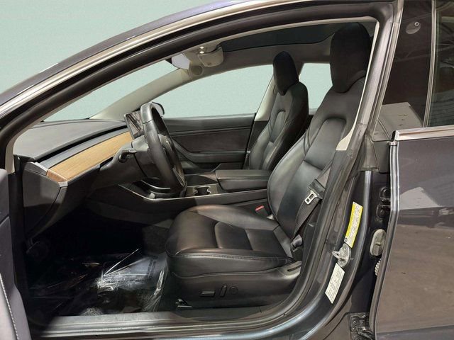 Used 2019 Tesla Model 3 image 20