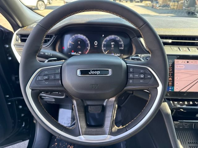 New 2026 Jeep Grand Cherokee Limited AWD/4WD image 12