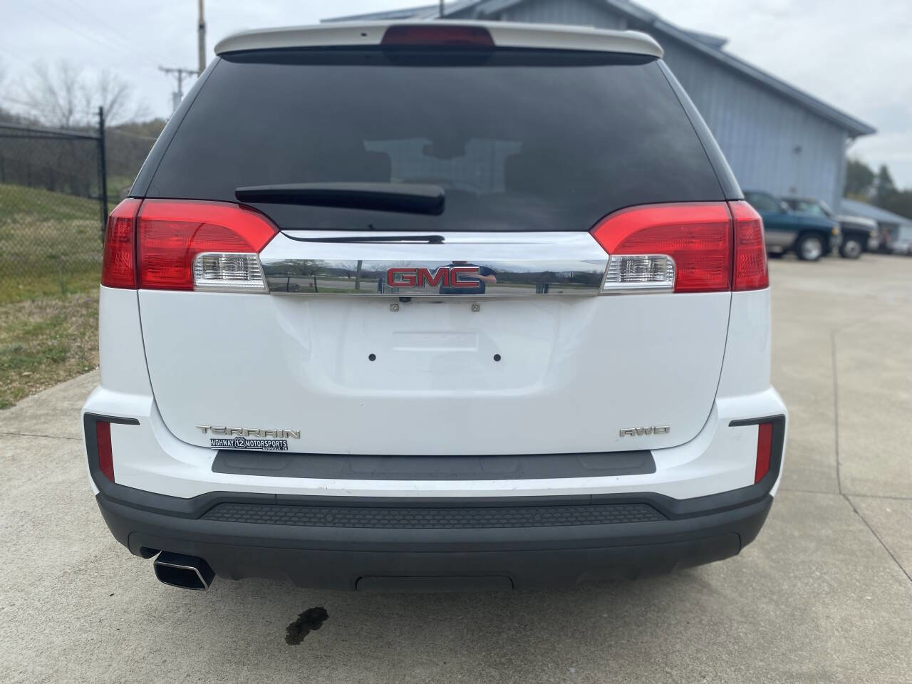 Used 2017 GMC Terrain SLE image 5