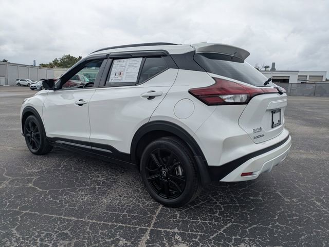 Used 2024 Nissan Kicks SR w/ SR Premium Package image 6