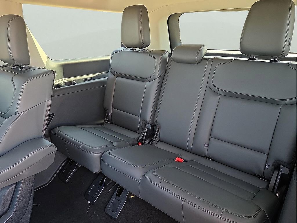 New 2026 Ford Expedition Max Active image 15