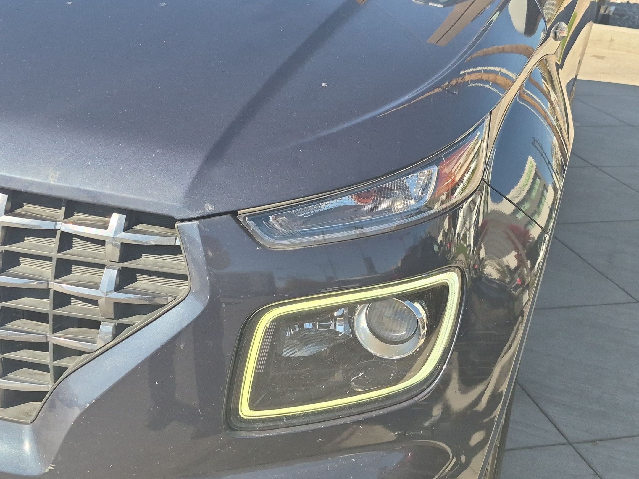 Used 2021 Hyundai Venue FWD image 11