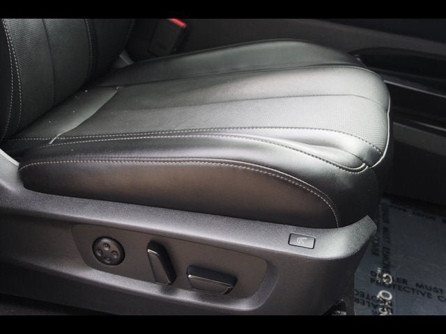 Used 2023 INFINITI QX60 Sensory w/ Vision Package FWD image 11