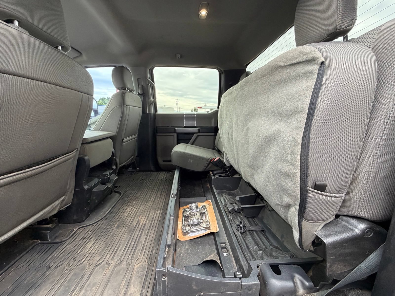 Used 2021 Ford F350 XLT w/ XLT Premium Package AWD/4WD image 11
