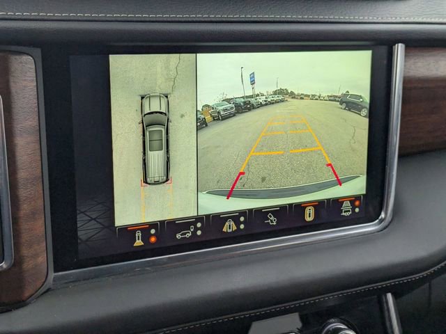 Used 2023 GMC Yukon Denali Ultimate image 22