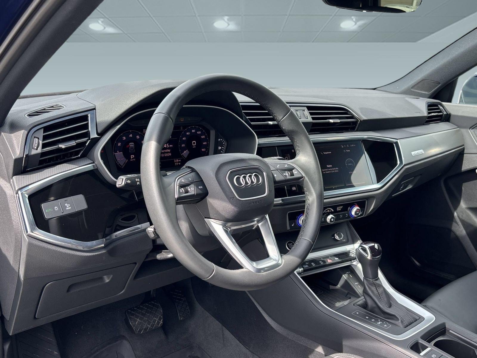 Certified 2025 Audi Q3 2.0T Premium AWD/4WD image 4