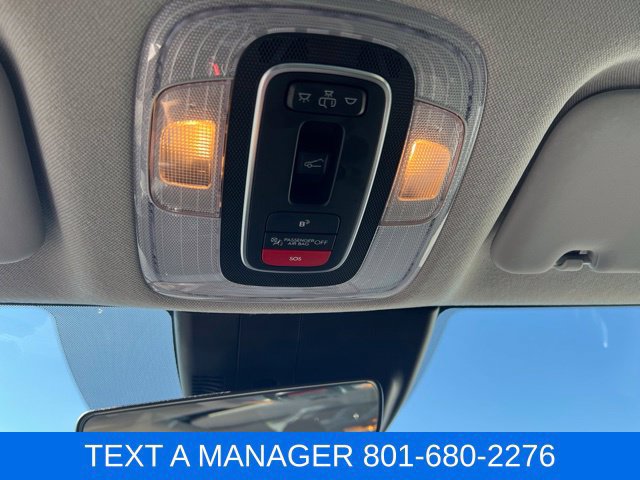 Used 2025 Hyundai Elantra SEL FWD image 31