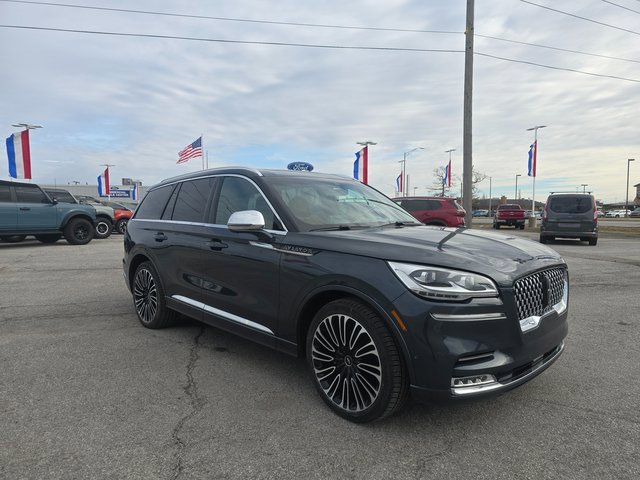 Used 2020 Lincoln Aviator Black Label w/ Dynamic Handling Package image 2