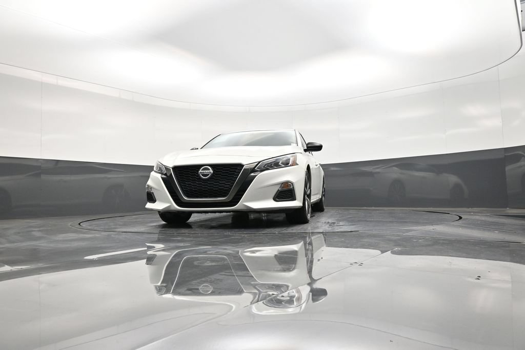 Used 2019 Nissan Altima 2.5 SR FWD image 26