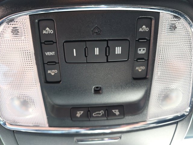 Used 2019 Jeep Grand Cherokee Limited X AWD/4WD image 11