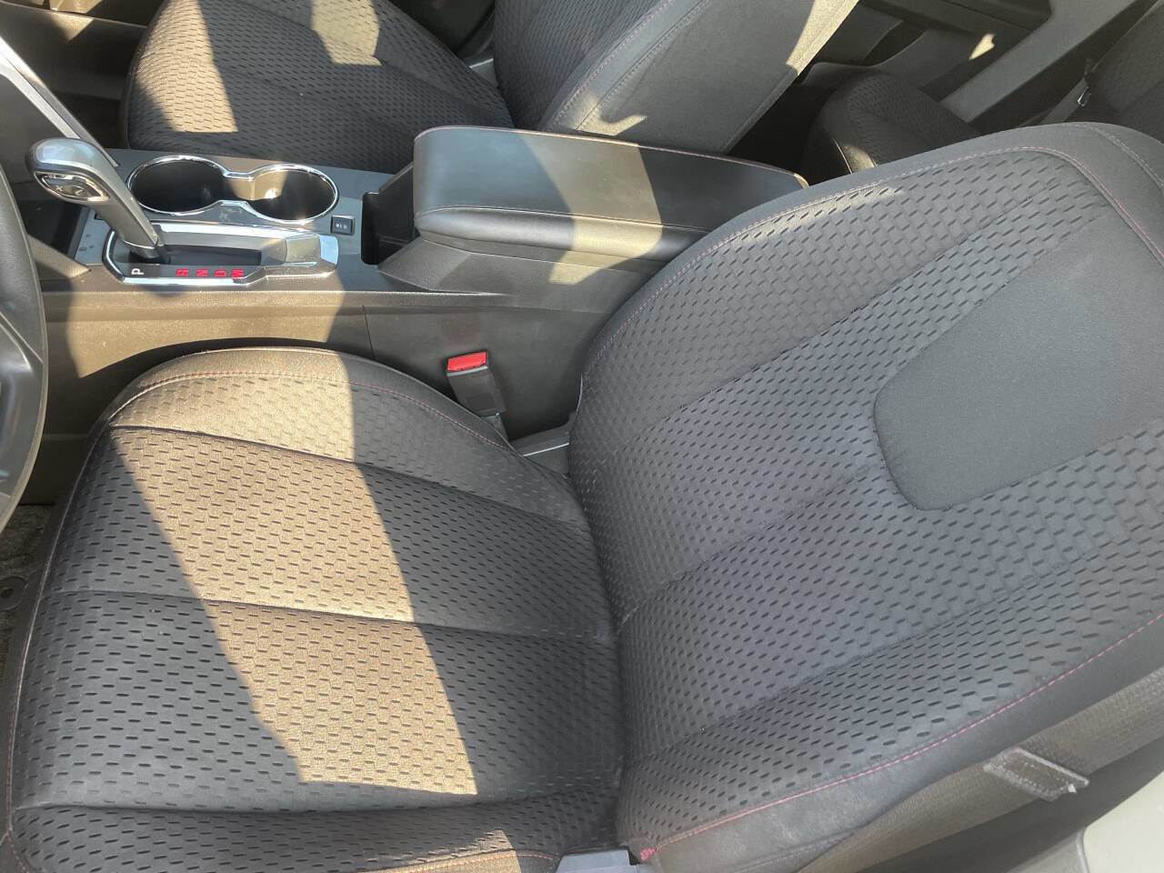 Used 2015 GMC Terrain SLE image 24