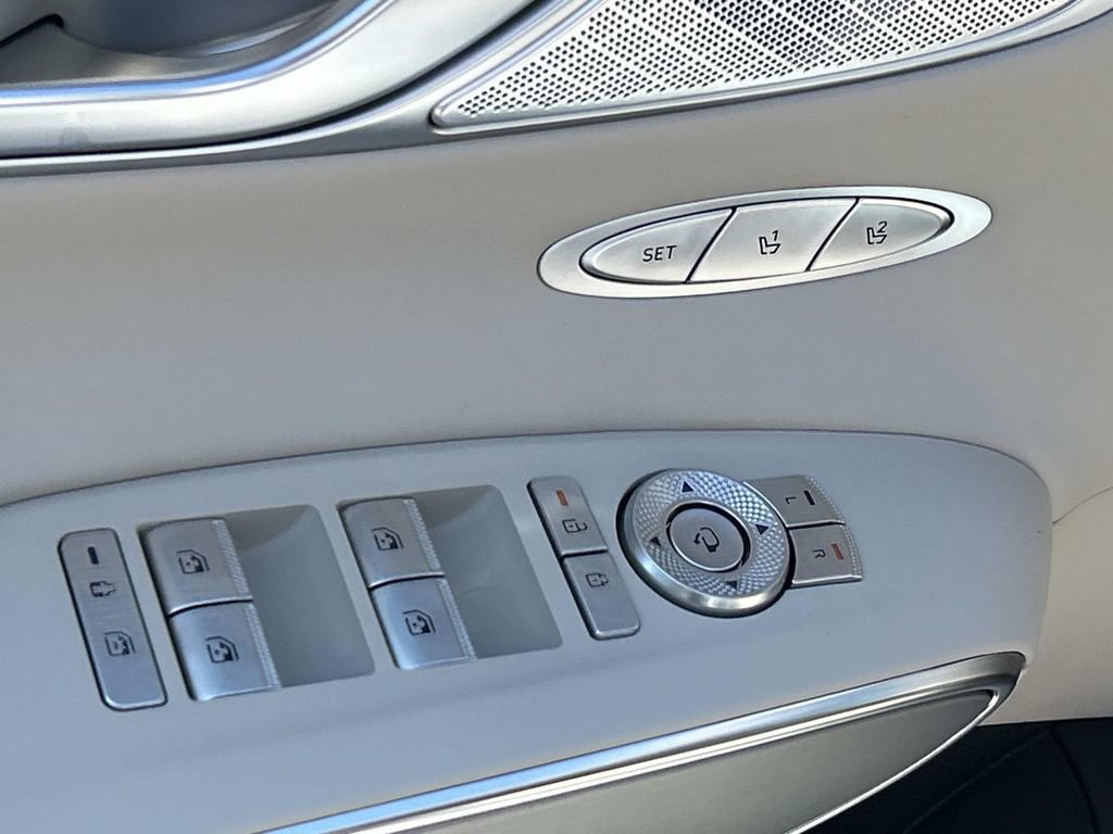 New 2026 Genesis GV70 2.5T Select AWD/4WD image 19