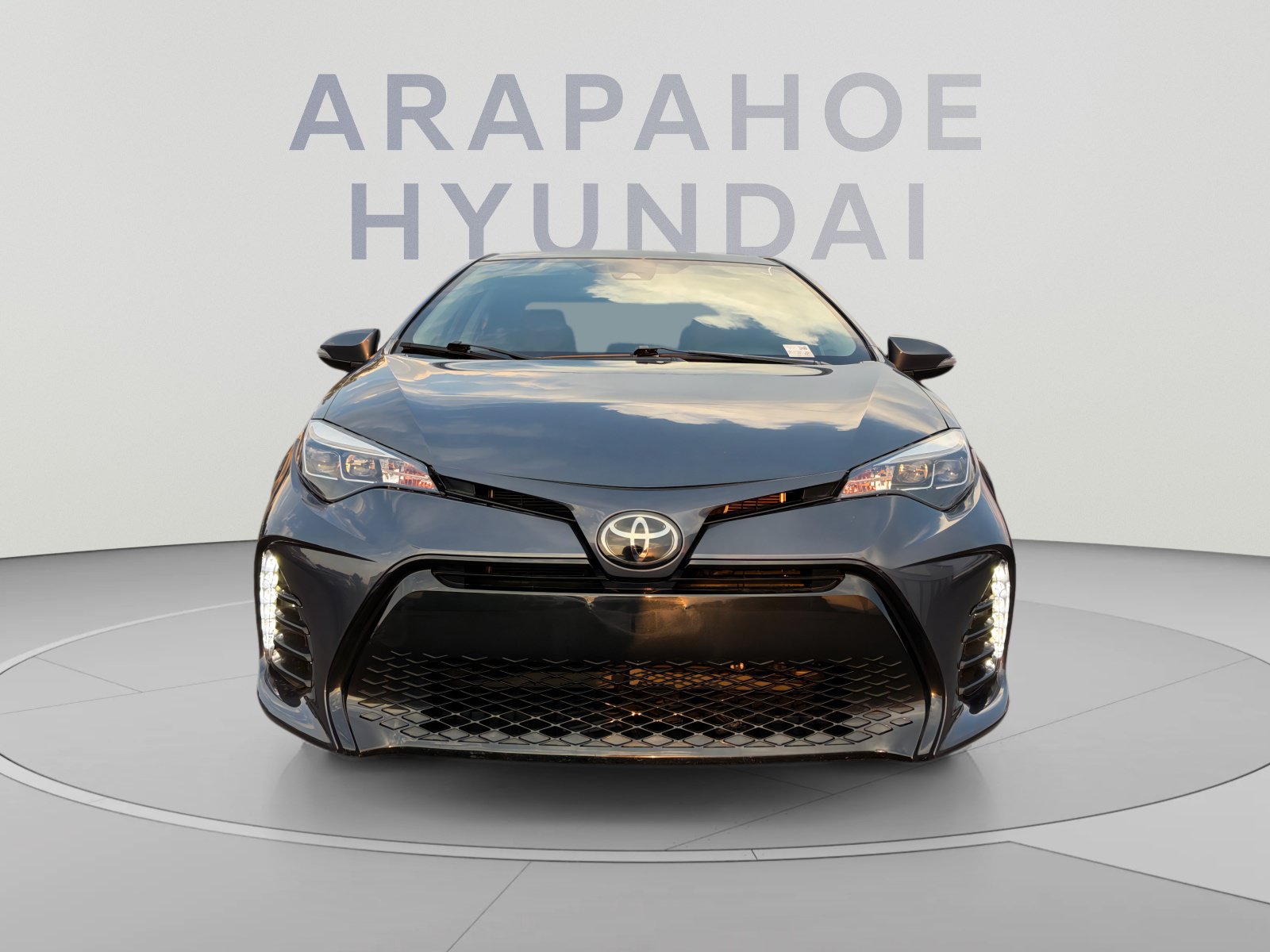 Used 2017 Toyota Corolla SE w/ Carpet Mat Package (TMS) FWD image 8