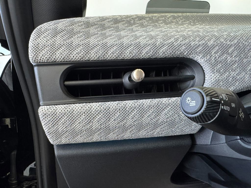 Used 2025 MINI Cooper S image 13
