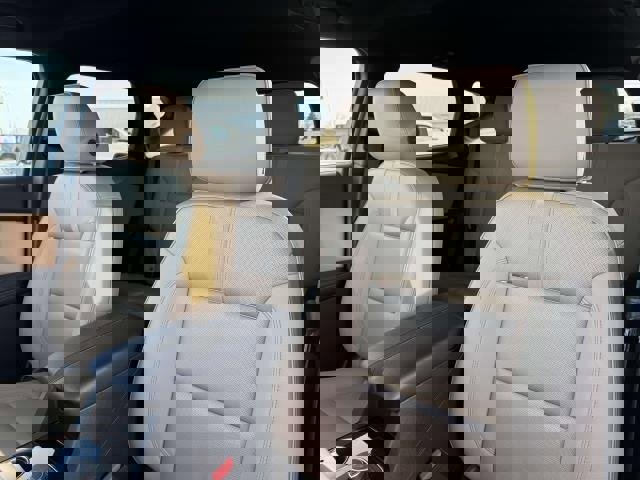 Used 2023 Chevrolet Blazer Premier w/ Driver Confidence II Package image 13