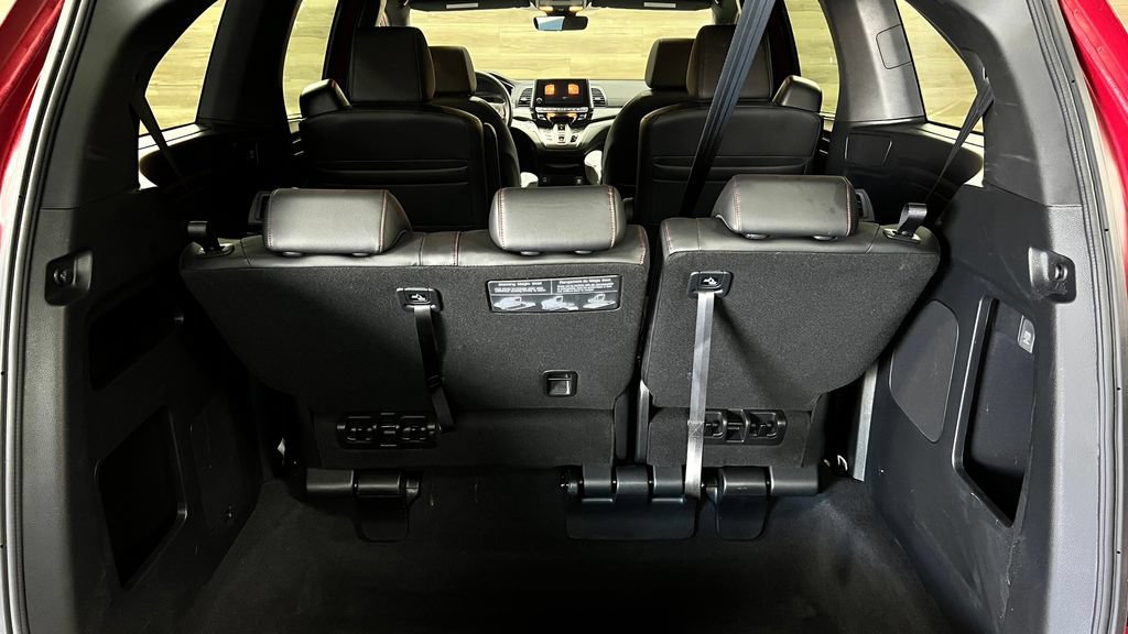 Used 2024 Honda Odyssey Sport image 16