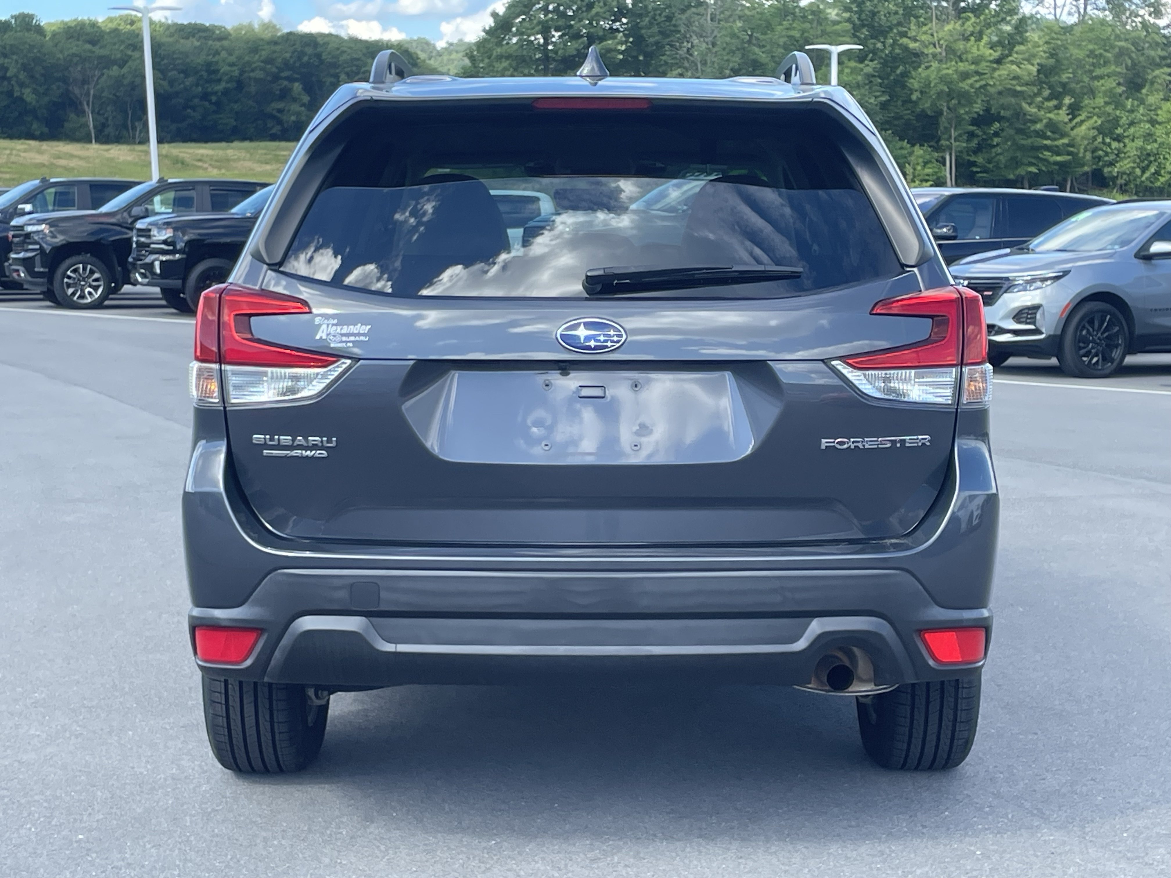 Certified 2023 Subaru Forester Premium AWD/4WD image 4