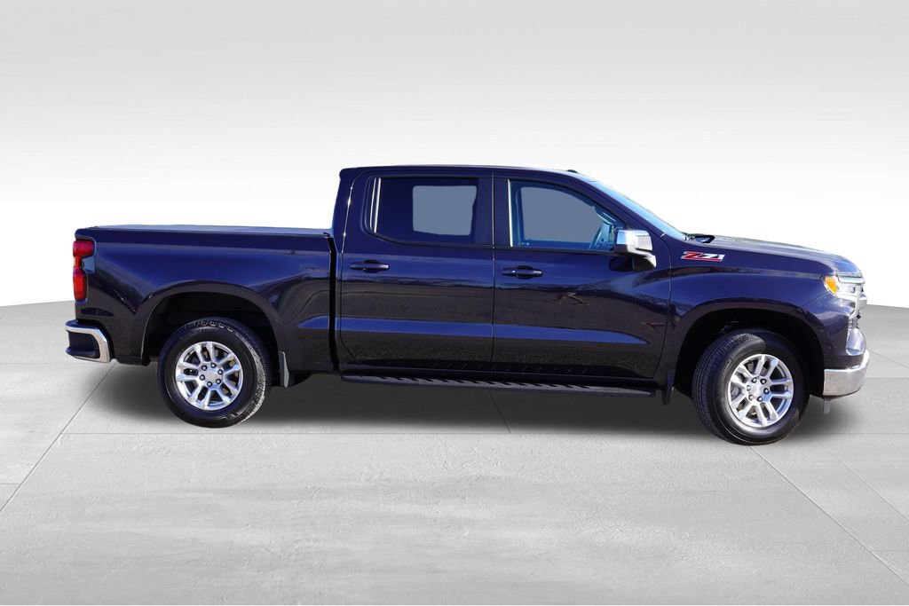 Certified 2023 Chevrolet Silverado 1500 LT w/ Z71 Off-Road Package AWD/4WD image 3