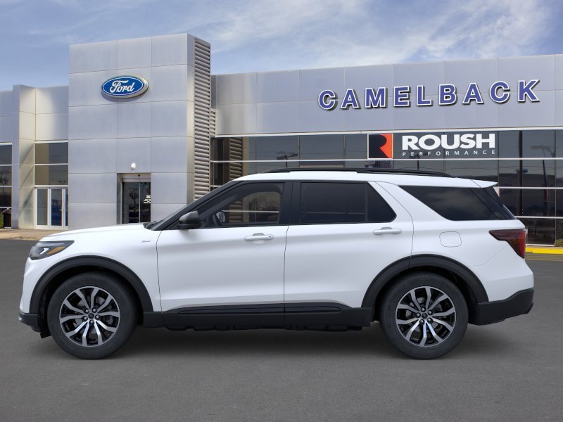 New 2026 Ford Explorer ST-Line RWD image 3