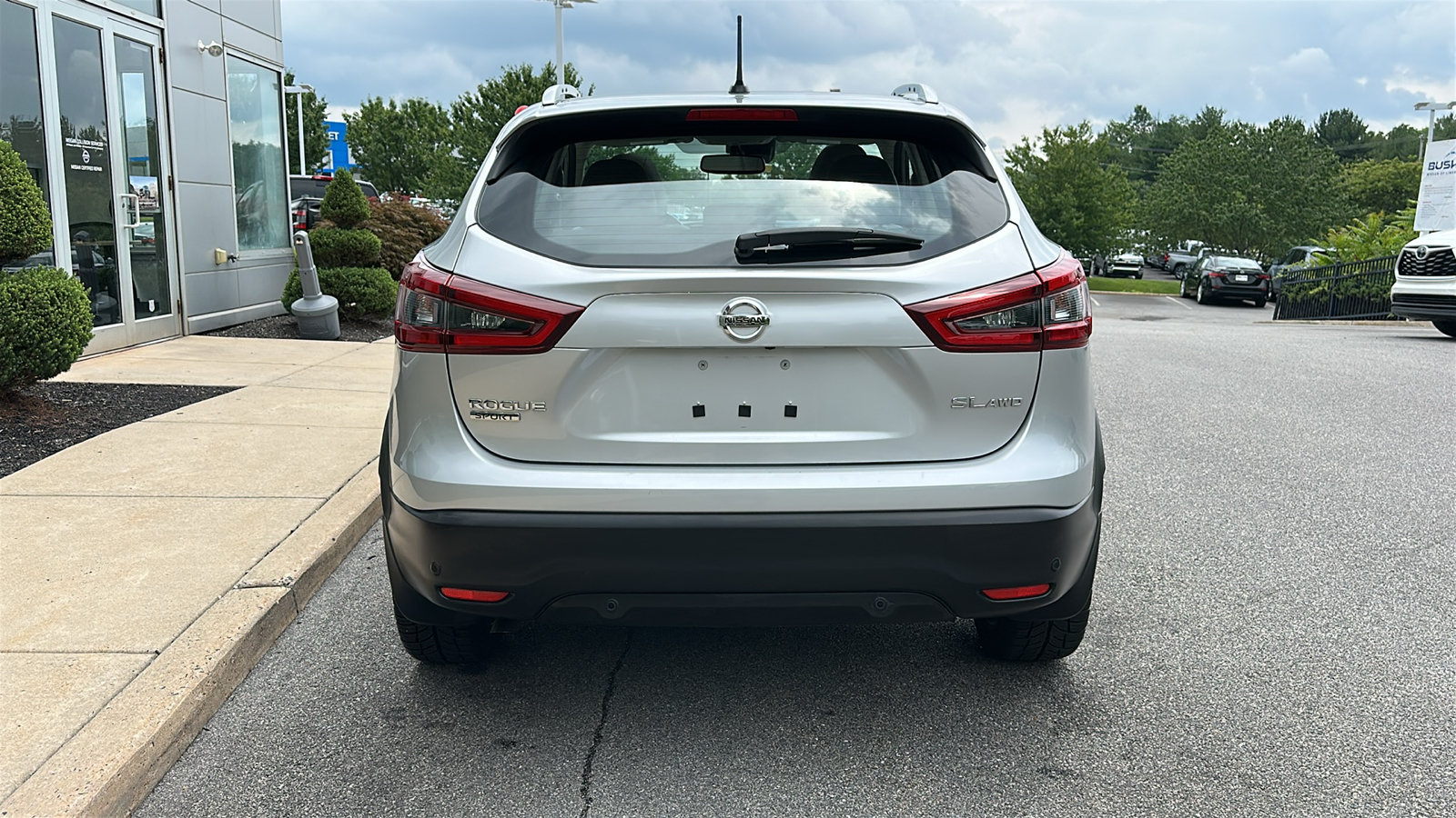Used 2021 Nissan Rogue Sport SL w/ Premium Package AWD/4WD image 6
