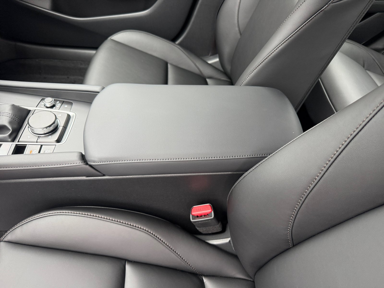 New 2026 MAZDA MAZDA3 s Sport FWD image 14