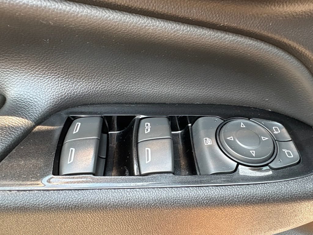 Certified 2023 Chevrolet Equinox Premier AWD/4WD image 13