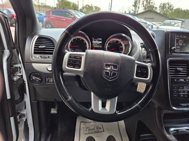 Used 2020 Dodge Grand Caravan GT FWD image 16