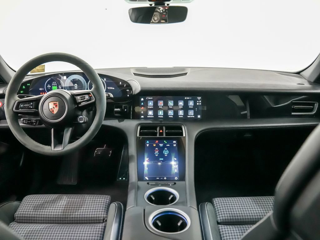 Certified 2025 Porsche Taycan AWD/4WD image 22