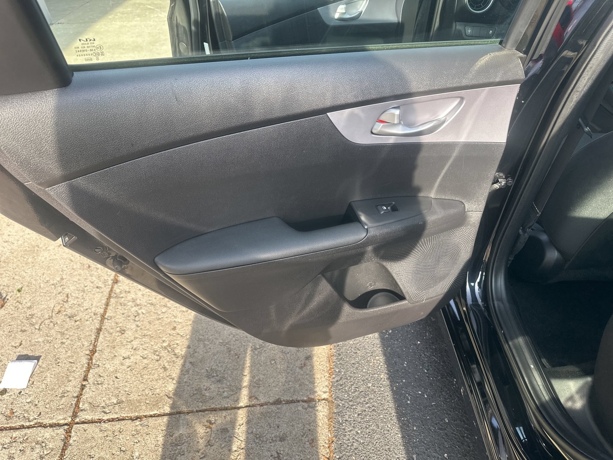 Used 2024 Kia Forte LXS FWD image 13