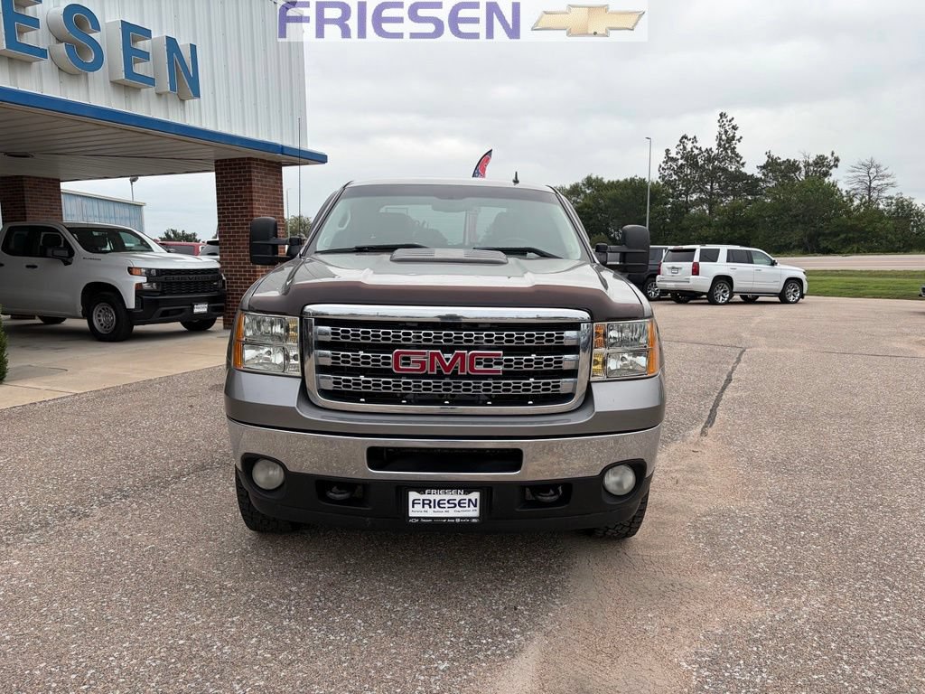 Used 2014 GMC Sierra 2500 SLE w/ SLE Preferred Package AWD/4WD image 9