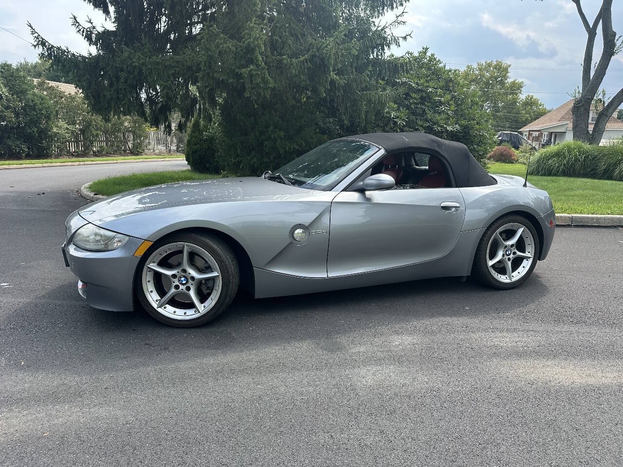 Used 2006 BMW Z4 3.0si RWD image 4