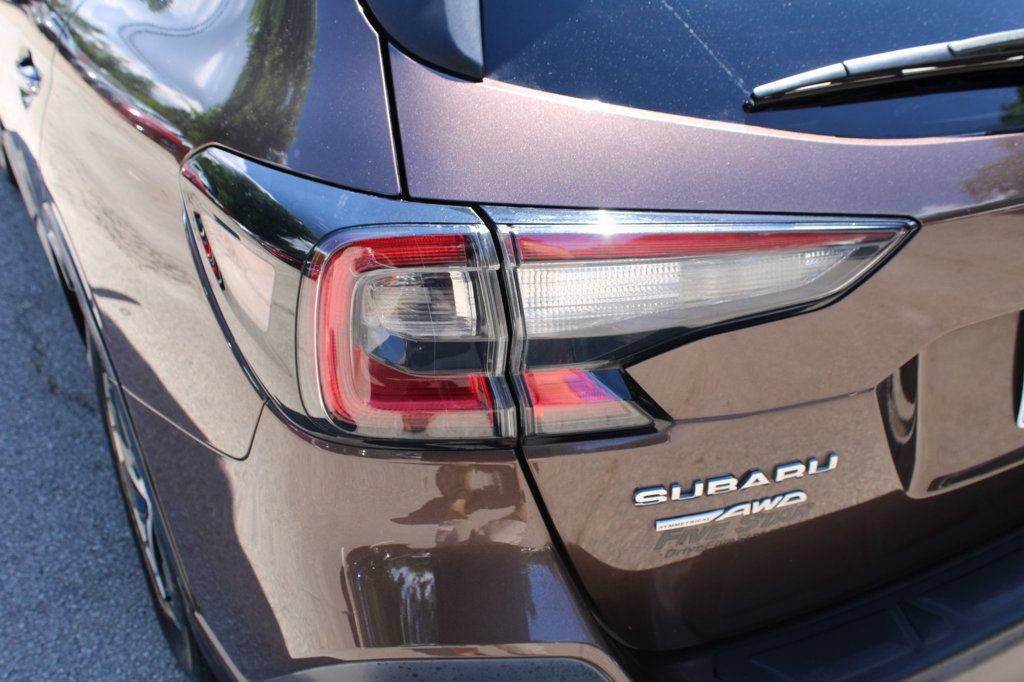 Used 2021 Subaru Outback Touring w/ Popular Package #2 AWD/4WD image 10