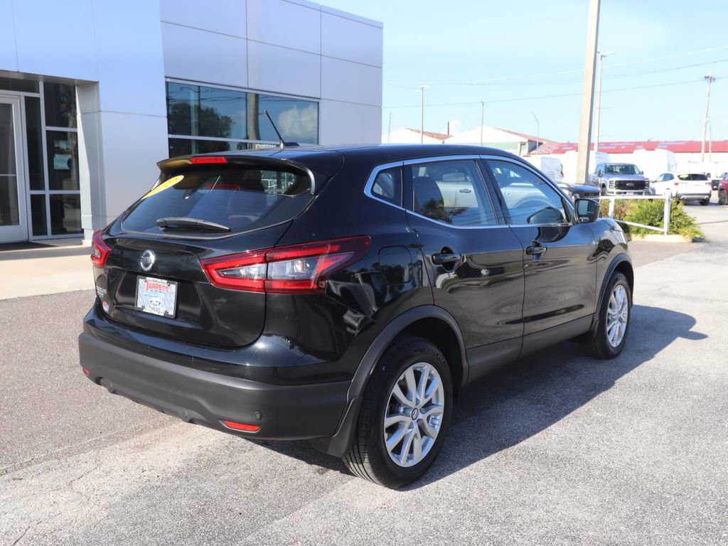 Used 2022 Nissan Rogue Sport S FWD image 13
