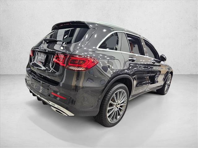 Used 2022 Mercedes-Benz GLC 300 image 4