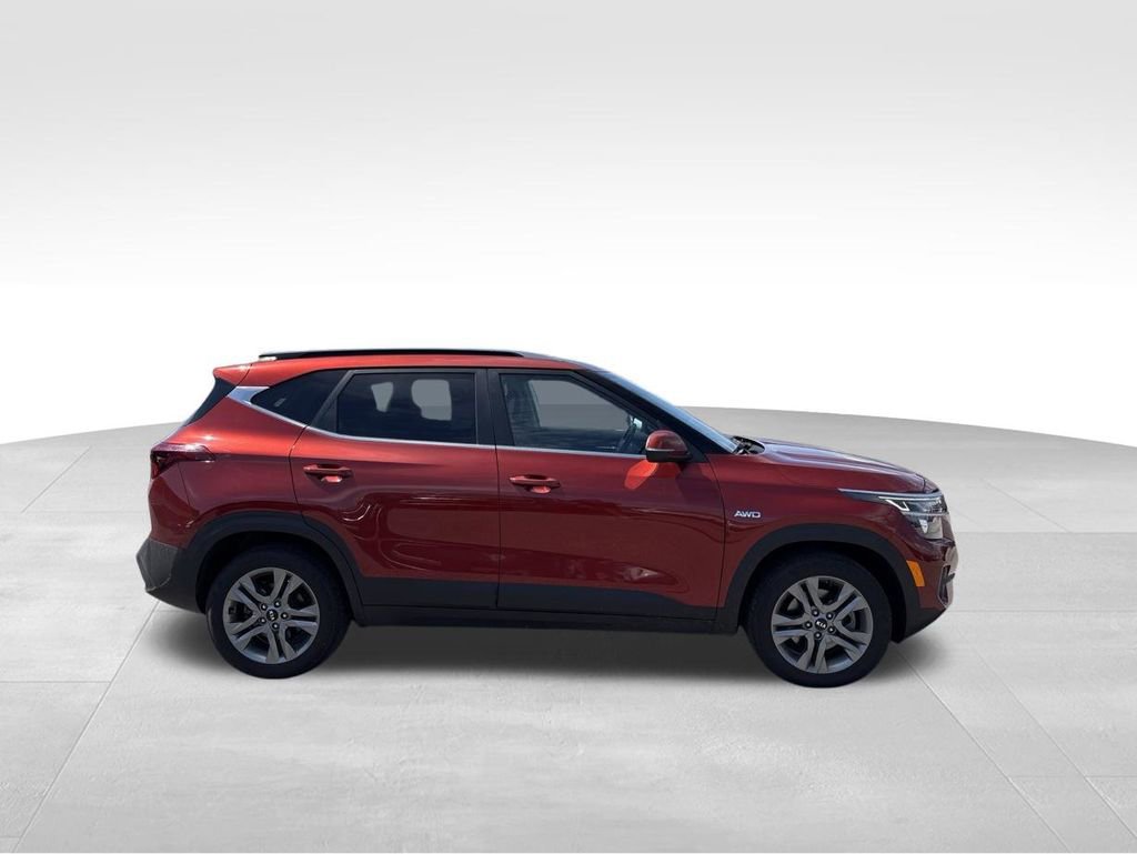 Certified 2021 Kia Seltos S AWD/4WD image 6