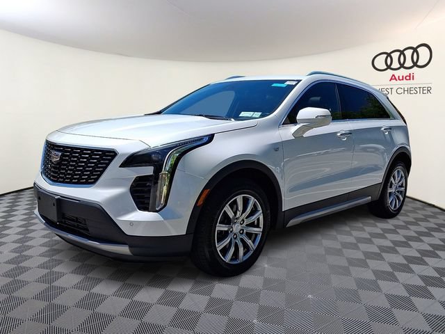 Used 2022 Cadillac XT4 Premium Luxury w/ Enhanced Visibility Package AWD/4WD image 3