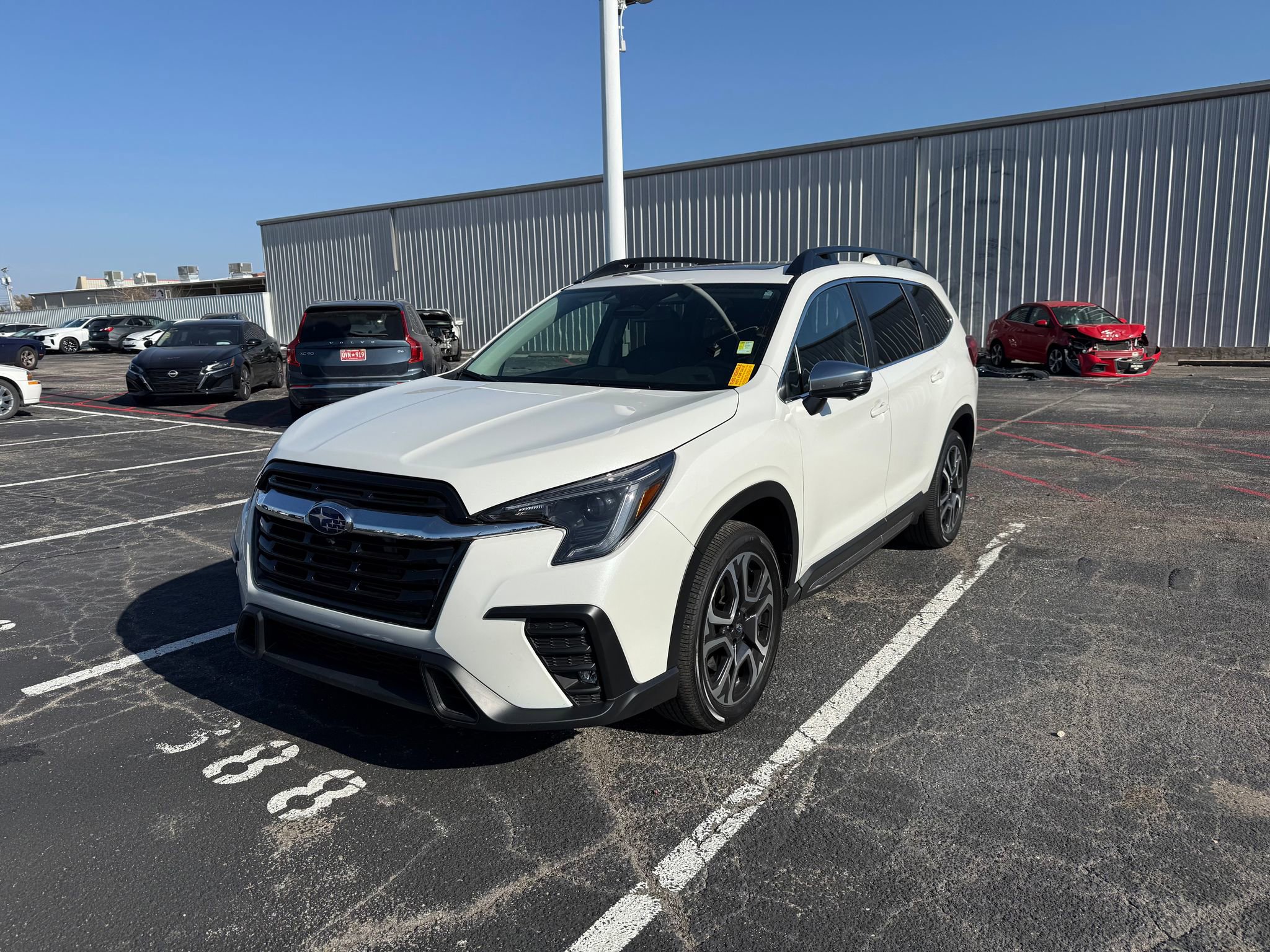 Used 2023 Subaru Ascent Limited w/ Technology Package image 1