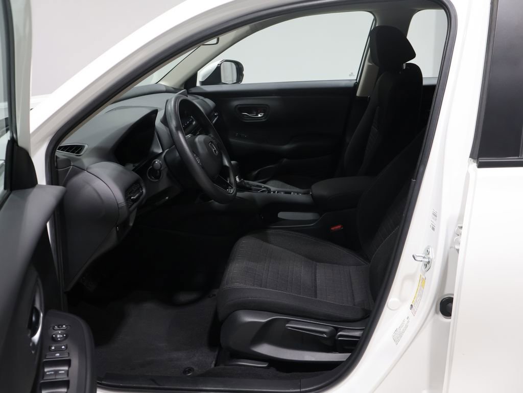 Used 2024 Honda HR-V LX image 10