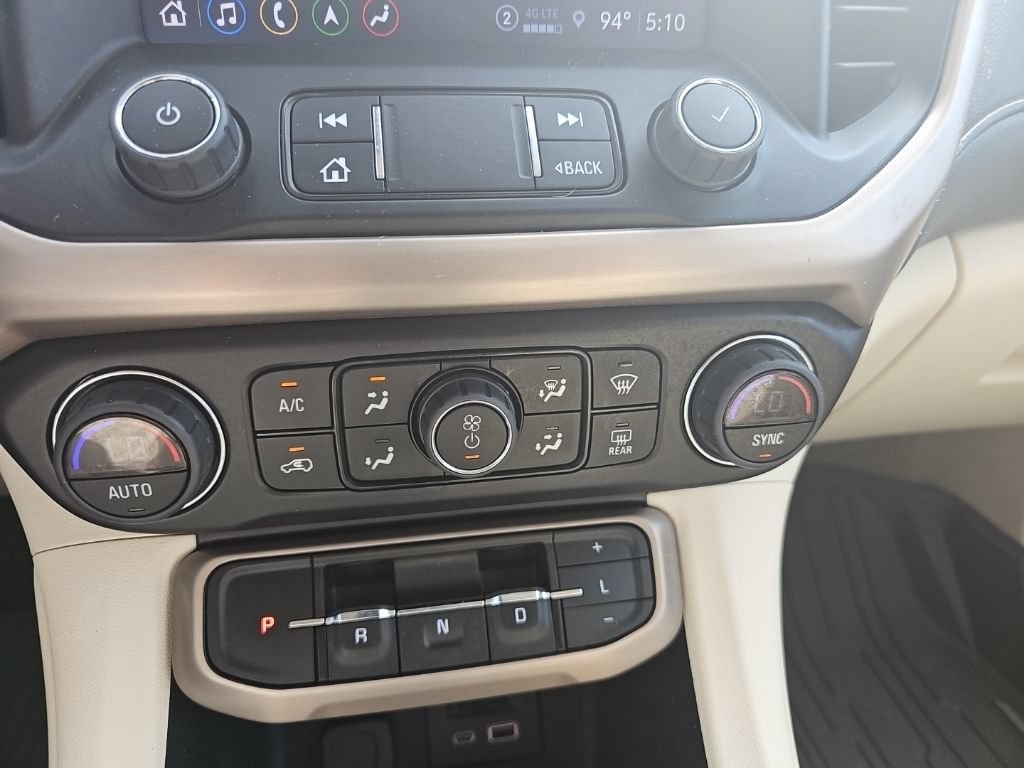 Used 2023 GMC Acadia Denali w/ Denali Ultimate Package AWD/4WD image 37