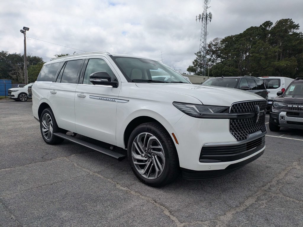 New 2027 Lincoln Navigator Reserve