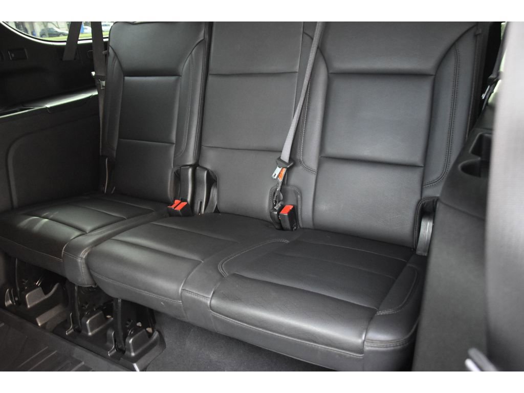 Used 2021 Chevrolet Suburban High Country w/ Premium Package image 16