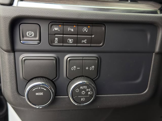 New 2026 Chevrolet Tahoe LT w/ Comfort Package RWD image 17