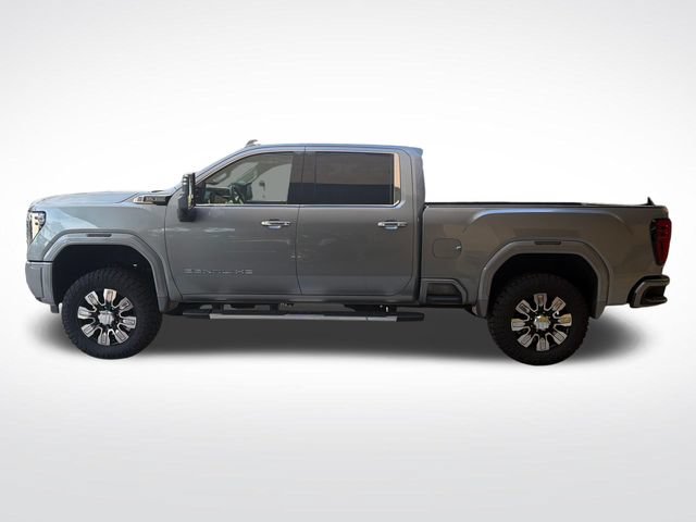 Used 2024 GMC Sierra 2500 Denali w/ Denali Reserve Package AWD/4WD image 2