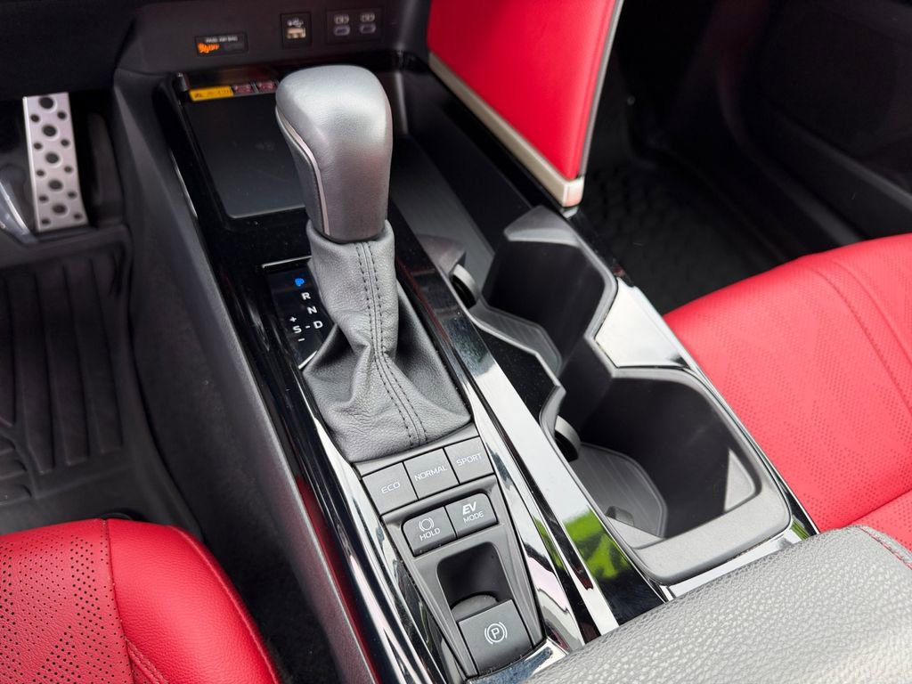 Used 2025 Toyota Camry XSE image 28