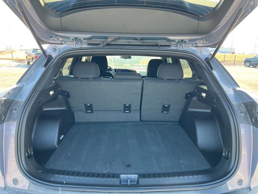 Used 2025 Chevrolet Blazer EV LT image 7