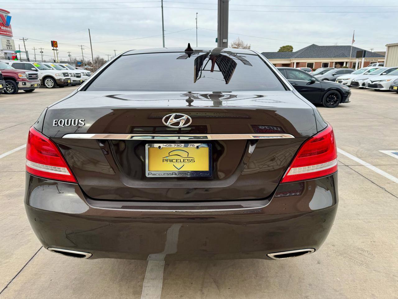 Used 2016 Hyundai Equus Signature image 6