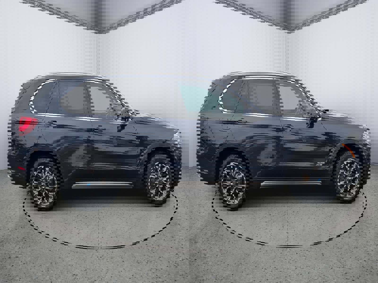 Used 2018 BMW X5 xDrive35i image 2