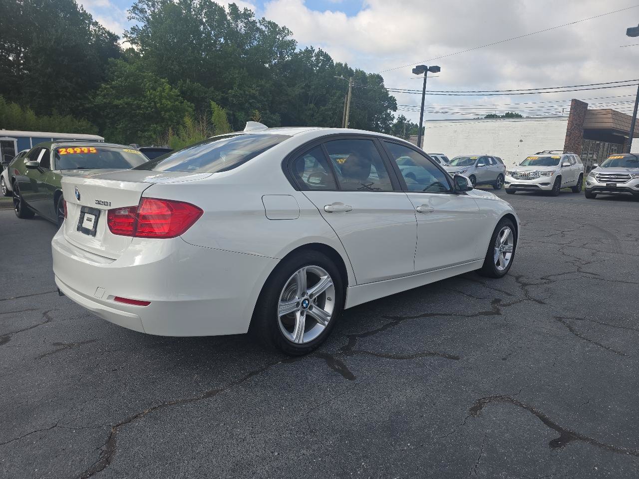 Used 2014 BMW 328i Sedan RWD image 6