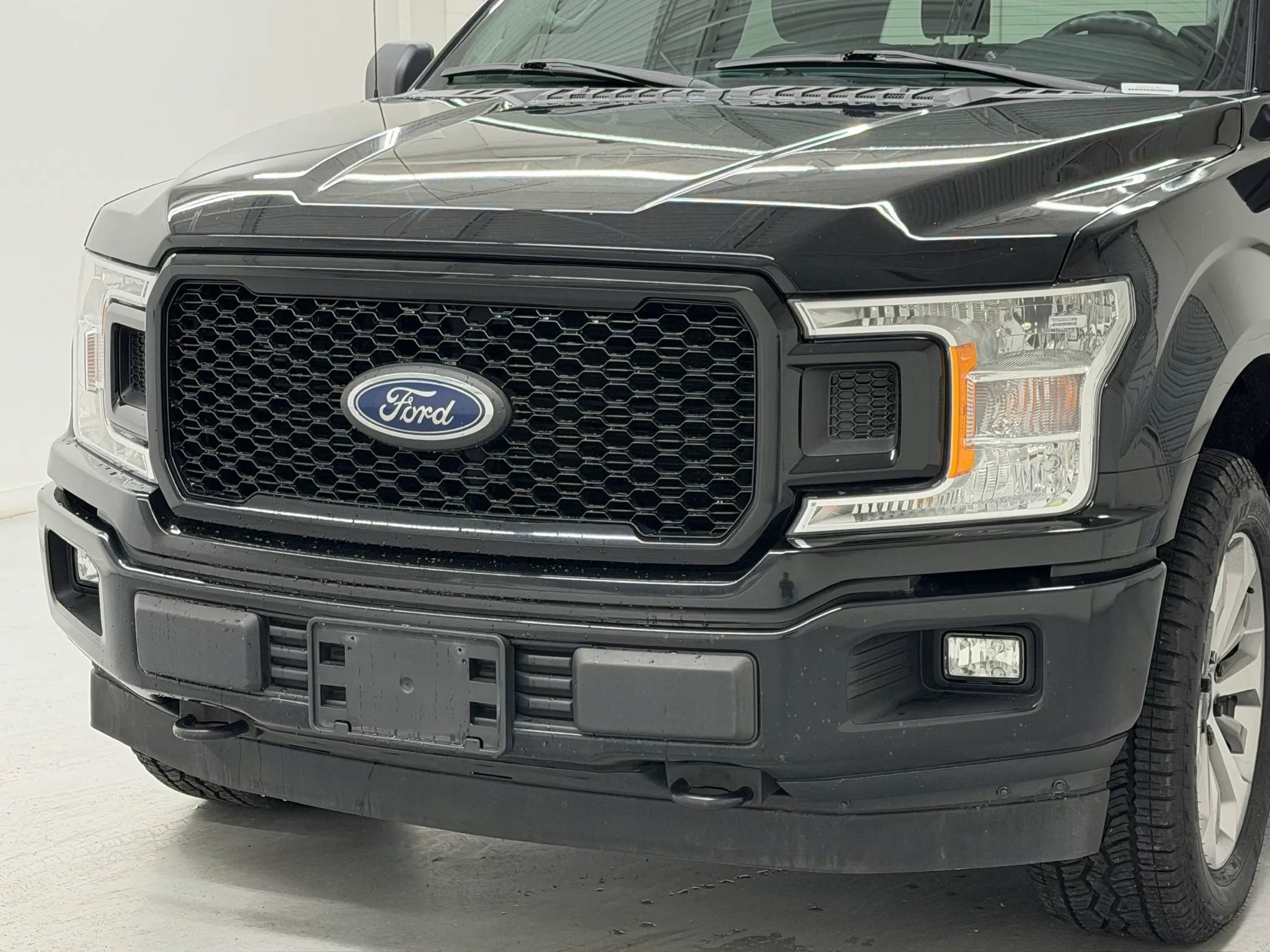 Used 2018 Ford F150 XL w/ Equipment Group 101A Mid AWD/4WD image 43